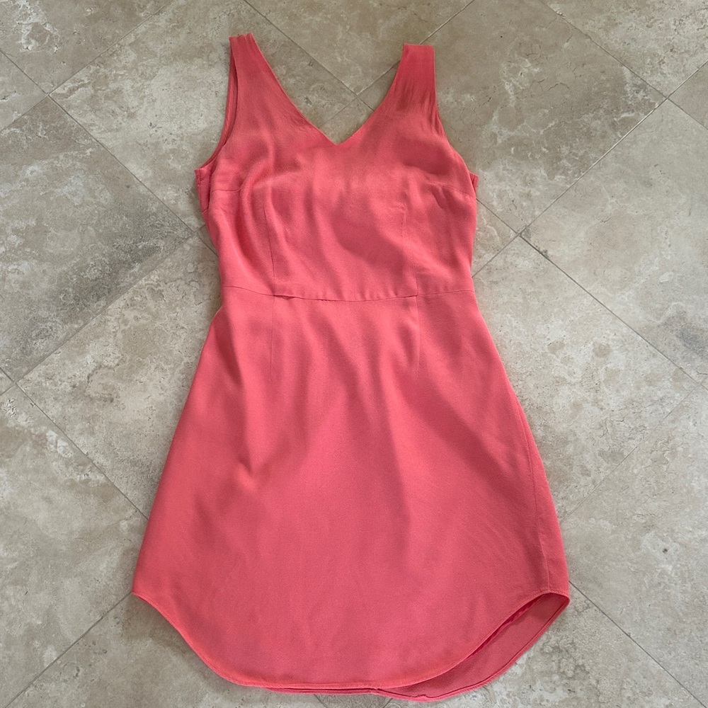Coral V-Neck Chelsea 28 Sleeveless Dress